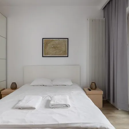 Vipwarsawapartments Cytryn Mennica Daire *