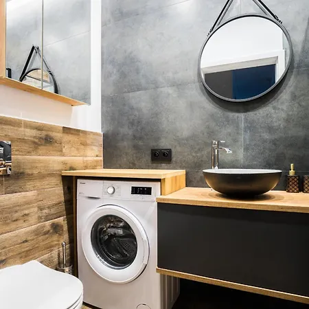 Vipwarsawapartments Cytryn Mennica Varşova