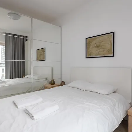 Daire Vipwarsawapartments Cytryn Mennica Varşova