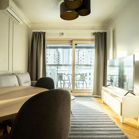 Daire Vipwarsawapartments Cytryn Mennica