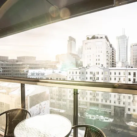 Vipwarsawapartments Cytryn Mennica Daire Varşova