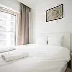 Vipwarsawapartments Cytryn Mennica 아파트 *