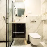 아파트 Vipwarsawapartments Cytryn Mennica *