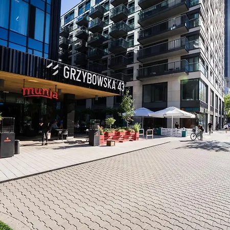 Vipwarsawapartments Cytryn Mennica Apartamento *